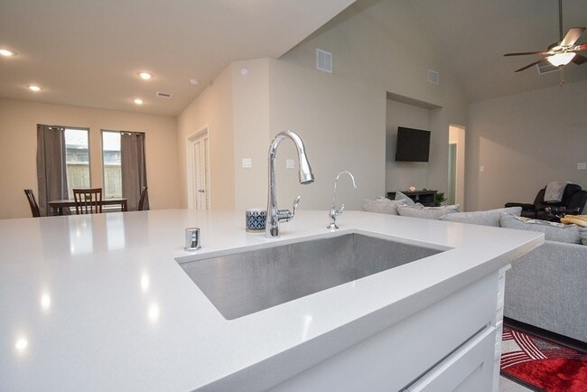 Building Photo - 26523 Hypatia Trace