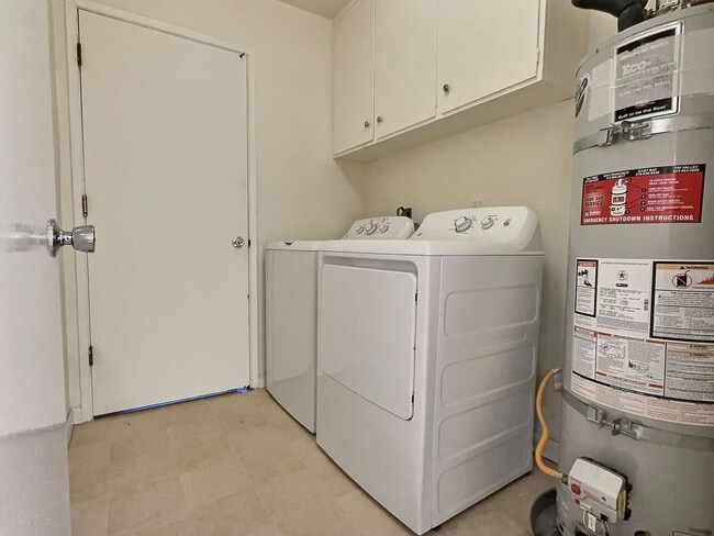 Building Photo - 4BD/2BA – Bright Los Altos cul-de-sac home...