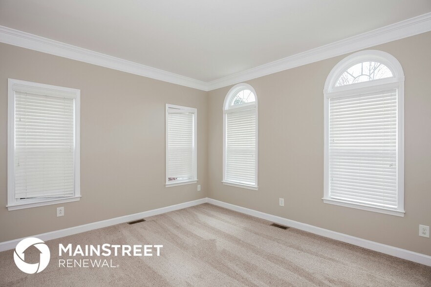 Building Photo - 5512 Strabane Dr