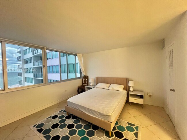 Building Photo - 7135 Collins Ave