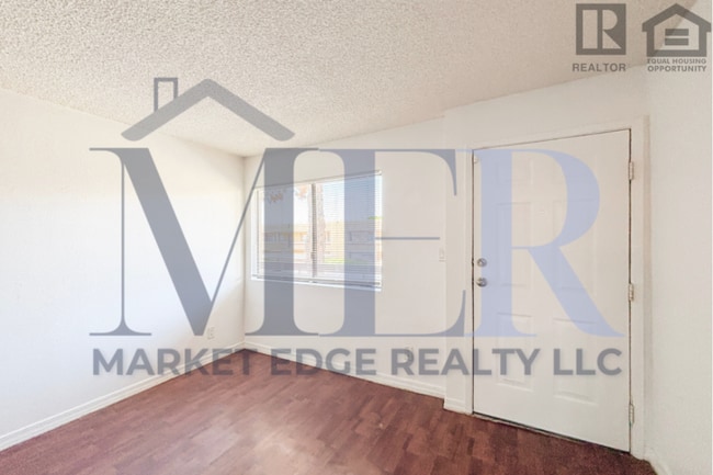 Building Photo - 2Bed/2Bath Apt at Greenway/35th Ave! Move-In Ready on 08/06/2026!