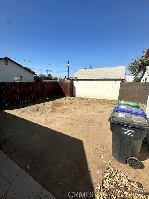 Building Photo - 111 E Moneta Ave