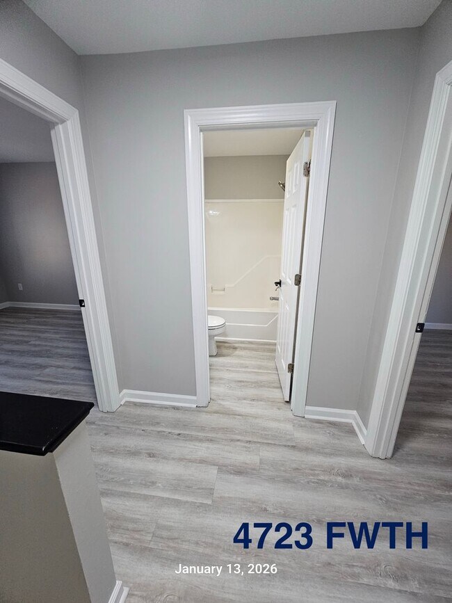 Building Photo - FAIRWAY TOWNHOMES