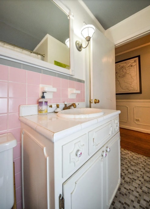 bathroom - 2506 Elm Dr NE
