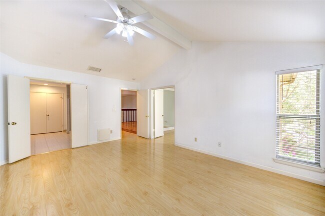 Building Photo - 12625 Memorial Dr