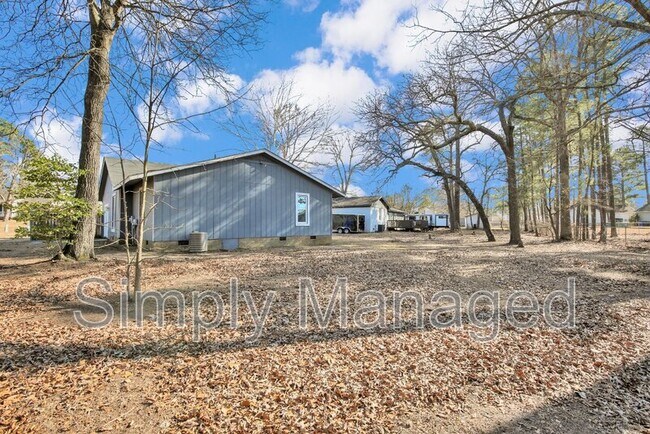Building Photo - 7345 Pebblebrook Dr