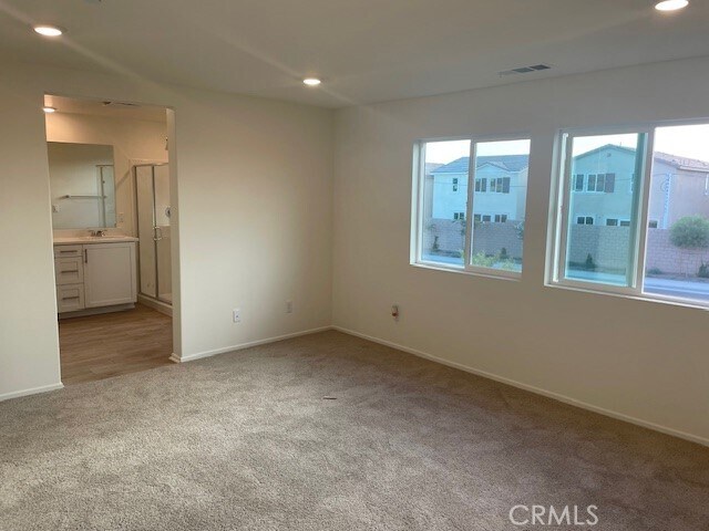Building Photo - 14033 Starlene St