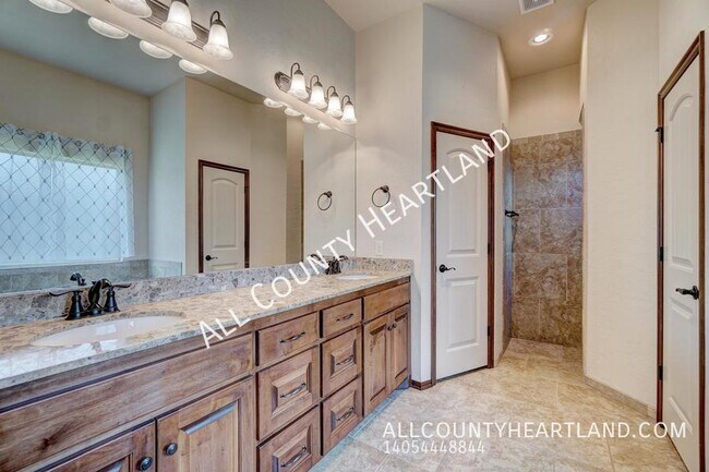Building Photo - 232 SW 169th St
