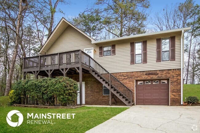 Building Photo - 21264 Royal Dr