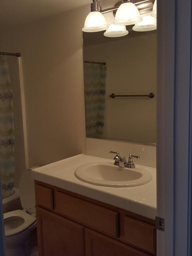 Building Photo - Pismo Beach Condo