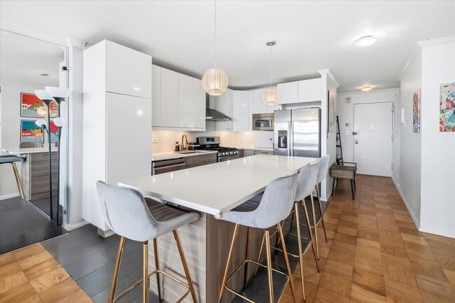 Building Photo - 7000 JFK Blvd E