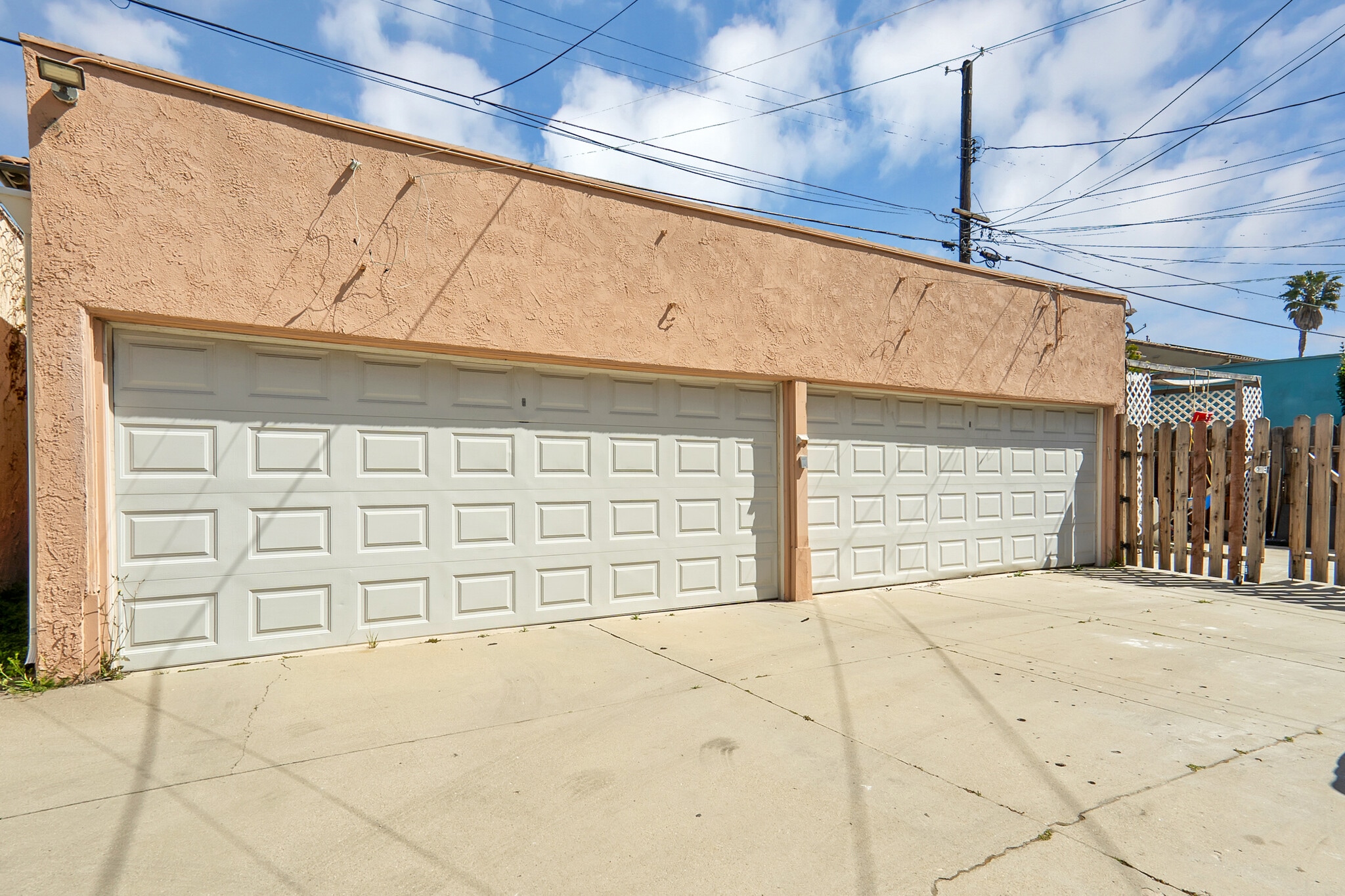 Building Photo - 5973 Guthrie Ave