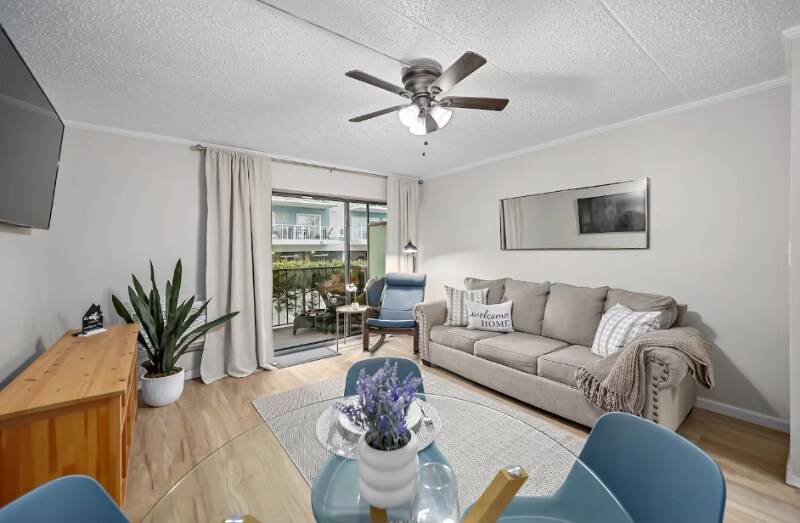 Building Photo - 16 51st St