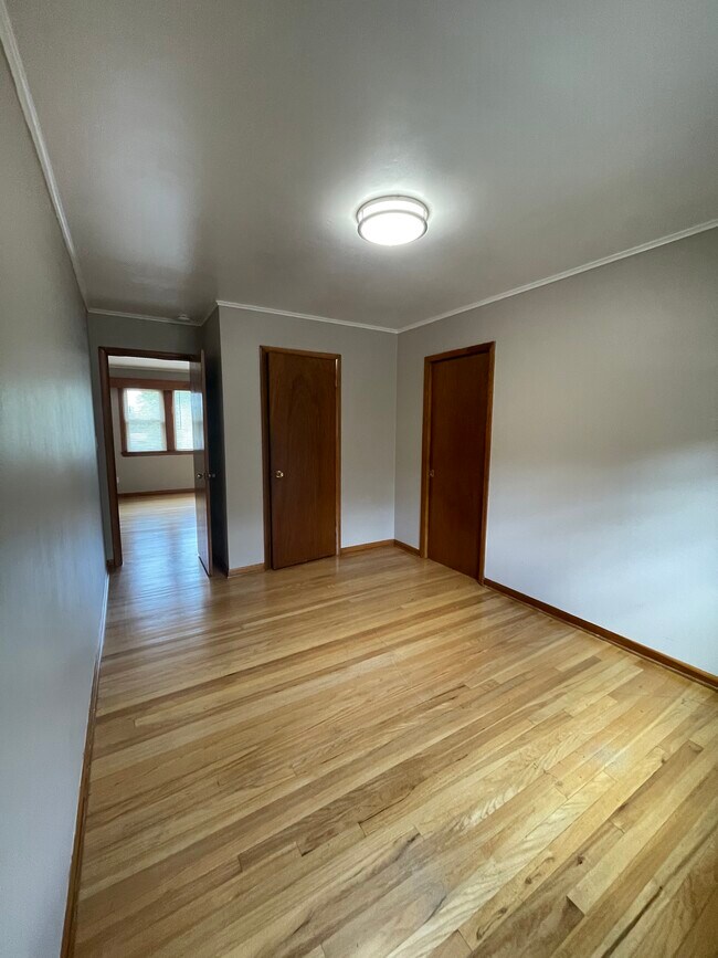 Building Photo - 60 Morgan Ln