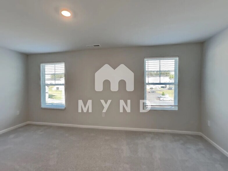 Building Photo - Room in Townhome on Sweet Lilac Wy