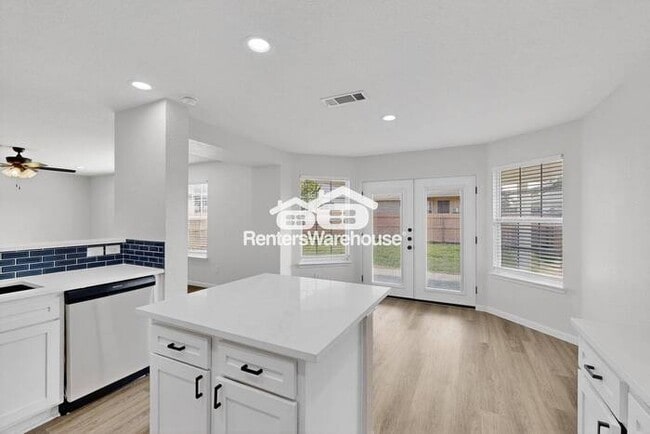 Building Photo - Haslet New Listing Completely Refreshed