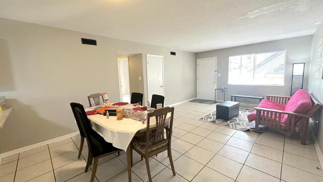 Building Photo - 448 Belmont Rd