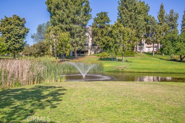 Building Photo - 5510 Paseo Del Lago W