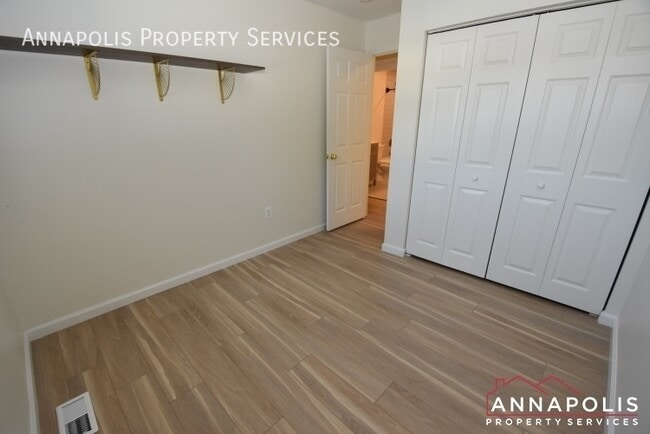 Building Photo - 100 Conley Dr