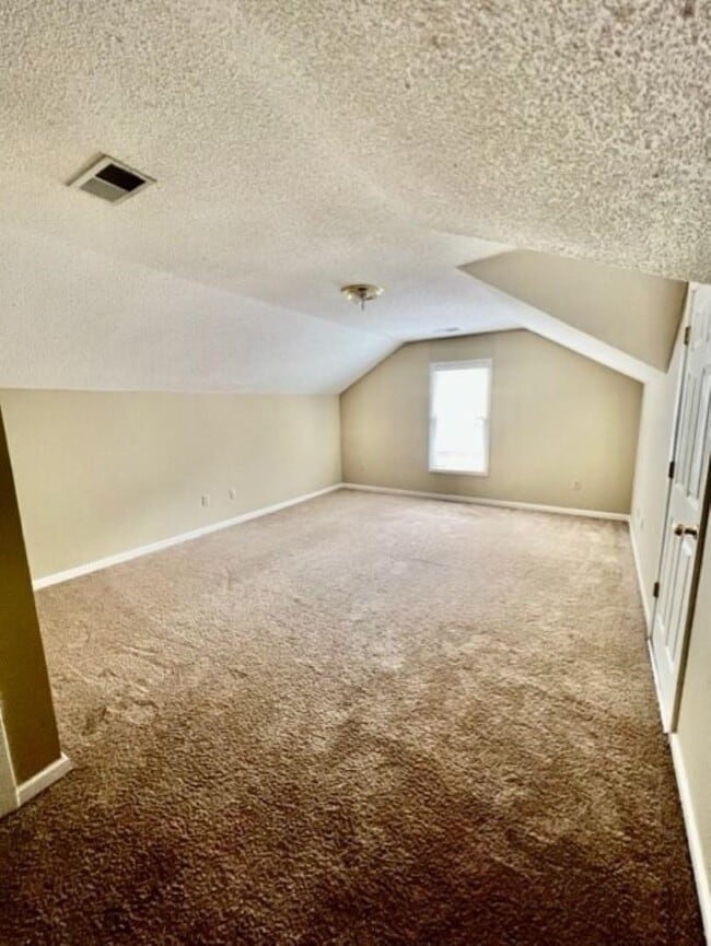 Building Photo - 1464 River Pine Dr