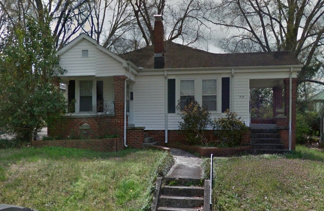 Building Photo - 416 E 13th St
