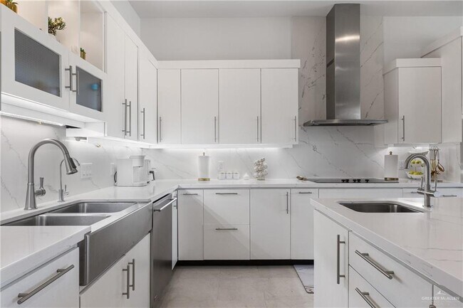 Building Photo - 514 Rio Grande Dr