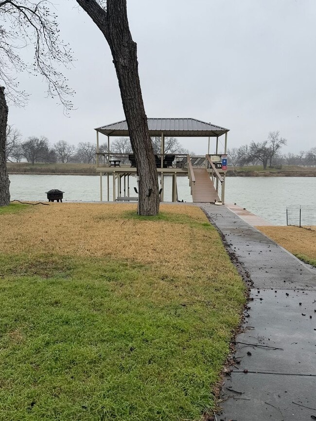 Building Photo - 5/3 HOUSE ON THE BRAZOS RIVER - SUMMER LIV...