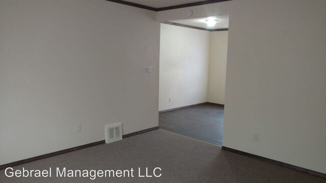 Building Photo - G3348 Flushing Rd