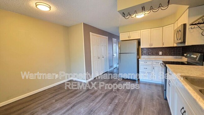 Building Photo - 4231 Charleston Dr