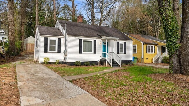 Primary Photo - 1337 Westmont Rd SW