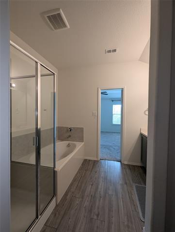 Building Photo - 1740 Alamandine Ave