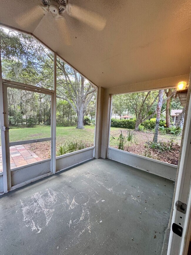 Building Photo - Spacious 3 Bedroom 2 Bath home, close to lake Minneola and Downtown Clermont