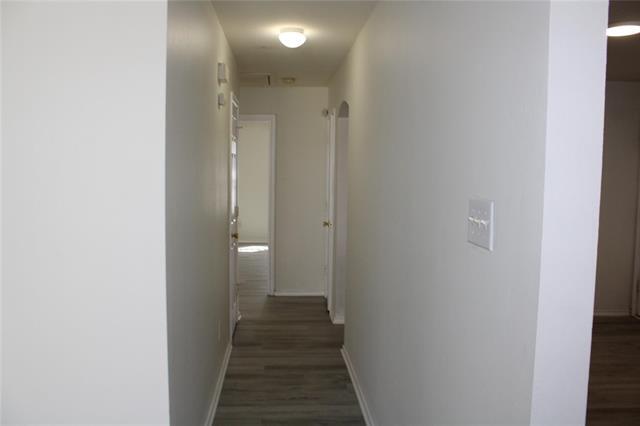 Building Photo - 1706 Caravan Trail