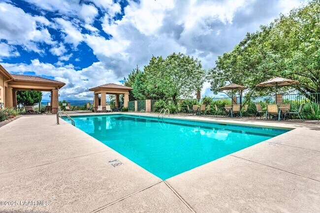 Building Photo - 5361 N Bremont Way