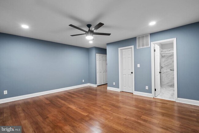Building Photo - 3004 Piano Ln