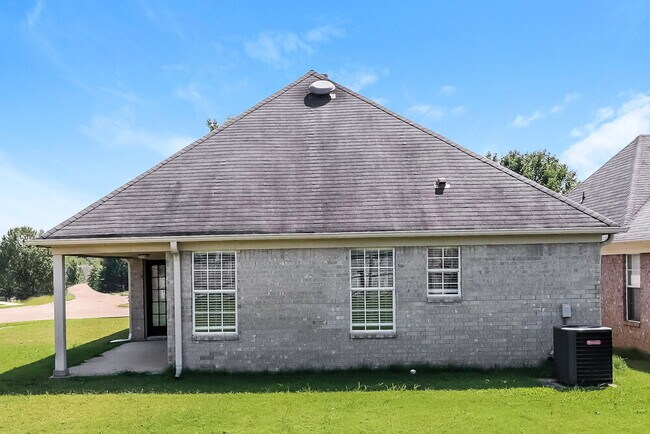 Building Photo - 7896 Allen Ridge Ln