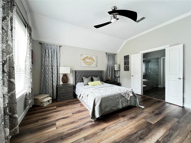 Building Photo - 9327 Victory Cyn Ln