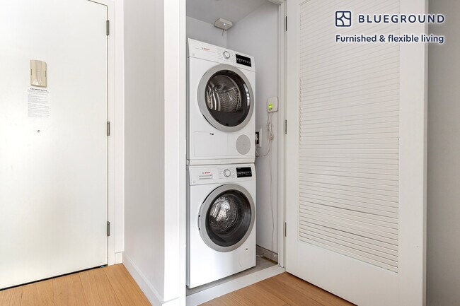 Building Photo - 171 Suffolk St