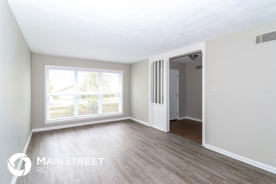 Building Photo - 5126 Battle Creek Dr