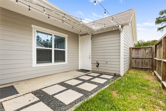 Building Photo - 243 Kendrick Pines Blvd