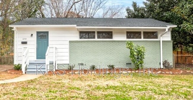 Building Photo - 1210 Downing Rd