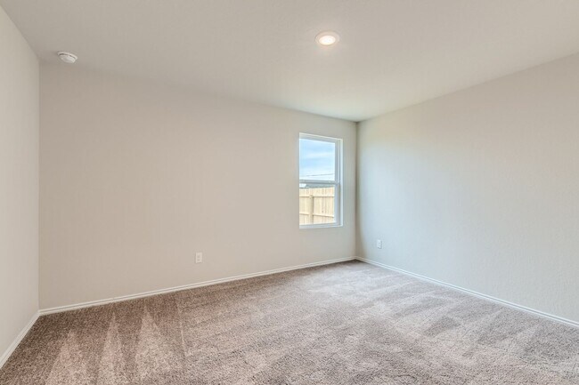 Building Photo - Beautifully Designed4-Bedroom Home with Open-Concept Living in a Prime Location