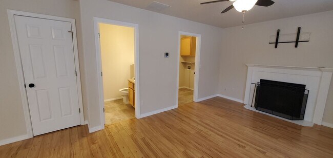 Building Photo - Coming Soon: Desirable South Boise 4-Bedro...