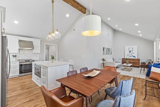 Building Photo - 5512 Vaught Dr