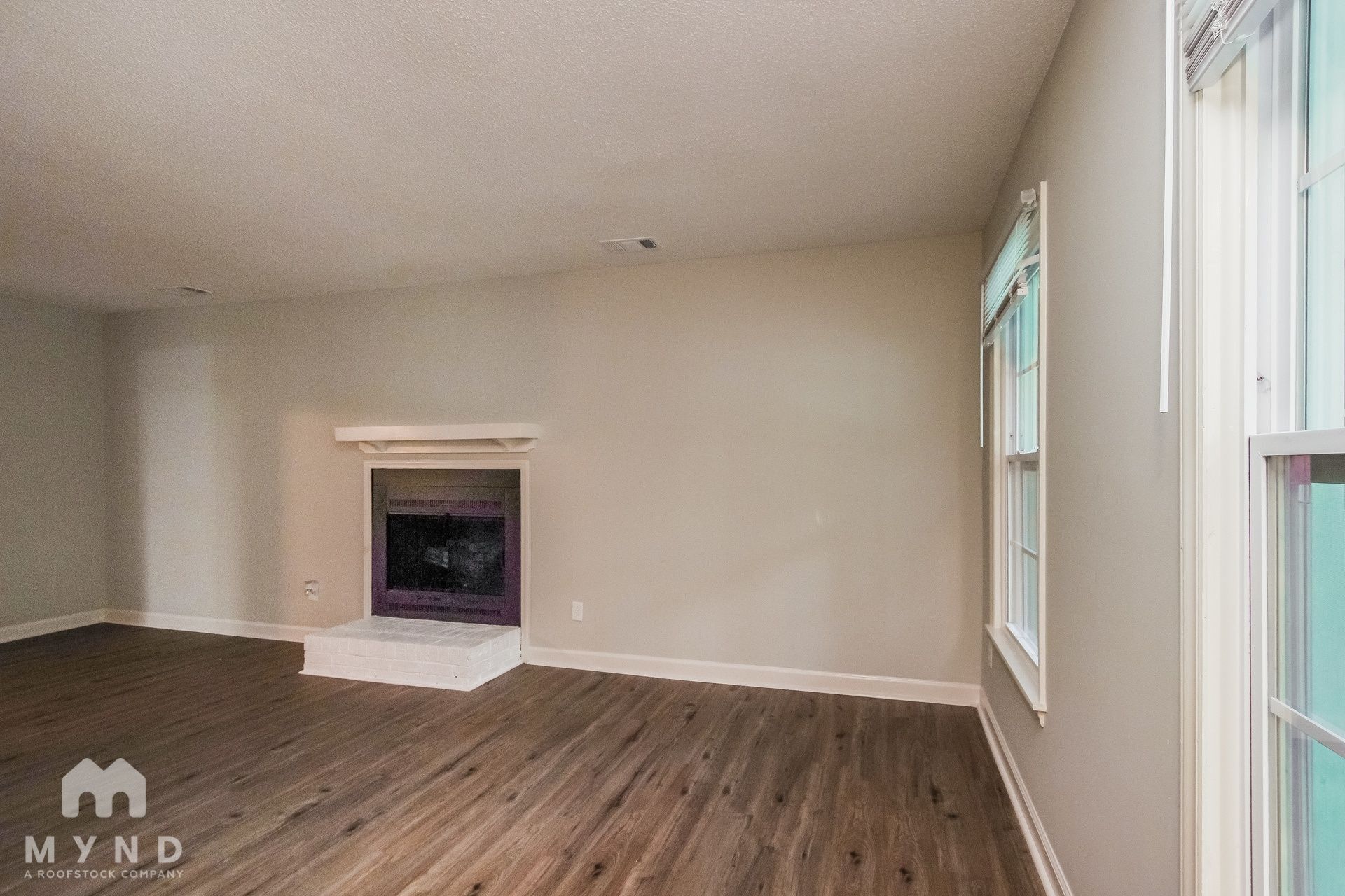 Building Photo - 7904 Red Lantern Rd