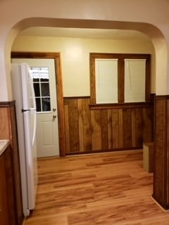 Kitchen Nook - 446 W Grand Ave