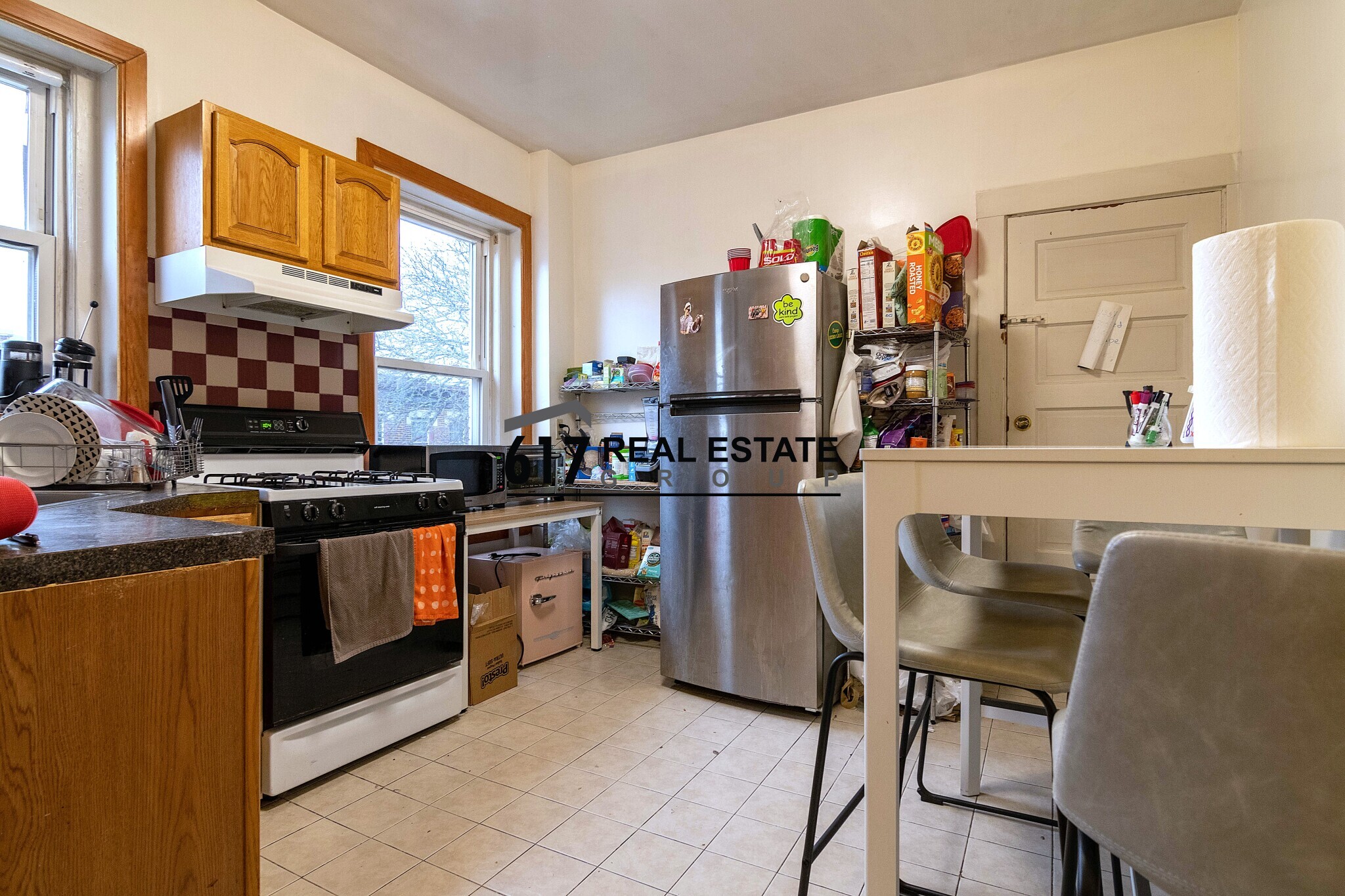 Building Photo - 157 Thorndike St