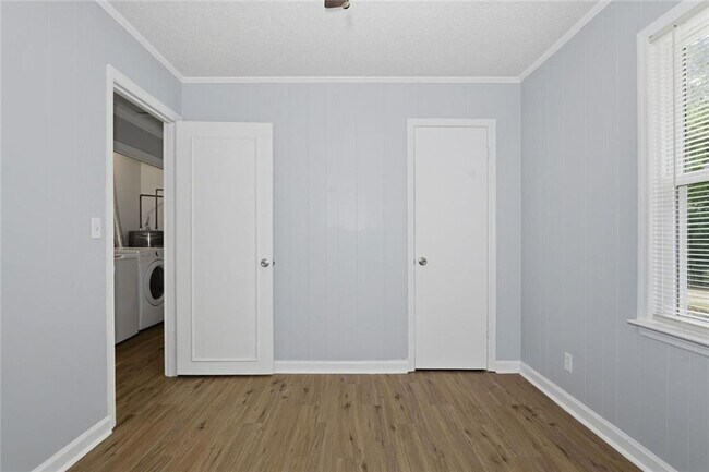 Building Photo - 285 Cline Valley Pl