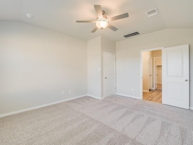 Building Photo - 112 Capella Wy