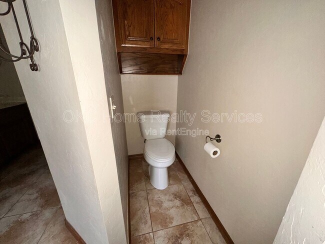 Building Photo - 13201 SW 2nd Terrace